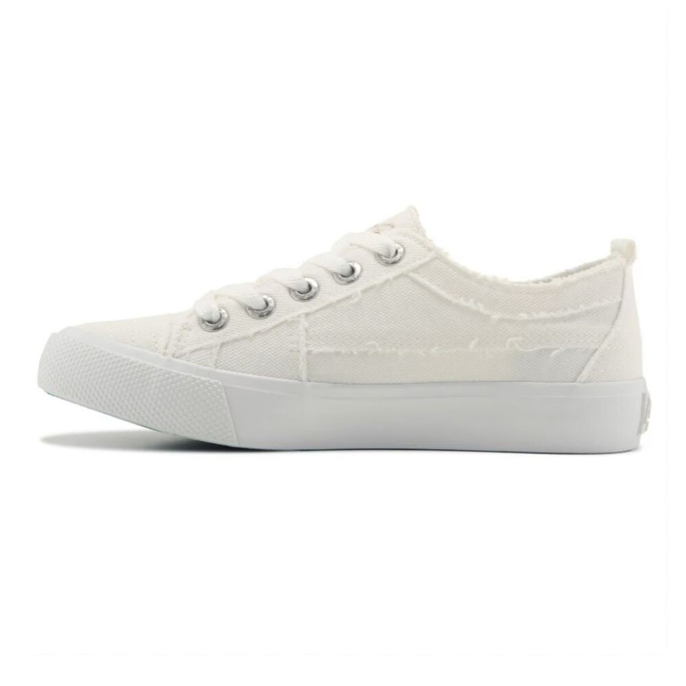 Casual Low-Top Canvas Sneakers in White